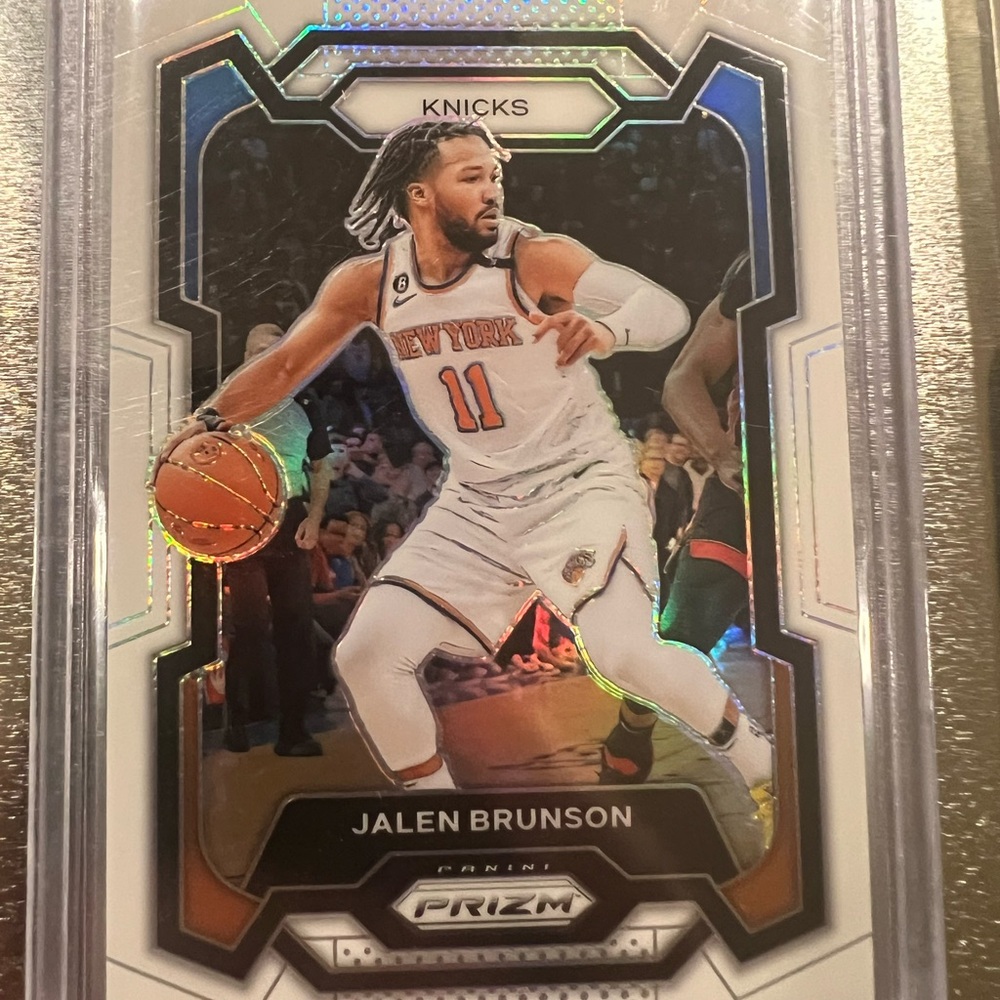 2023-24 Panini Prizm - Jalen Brunson #9 White Prizm /175